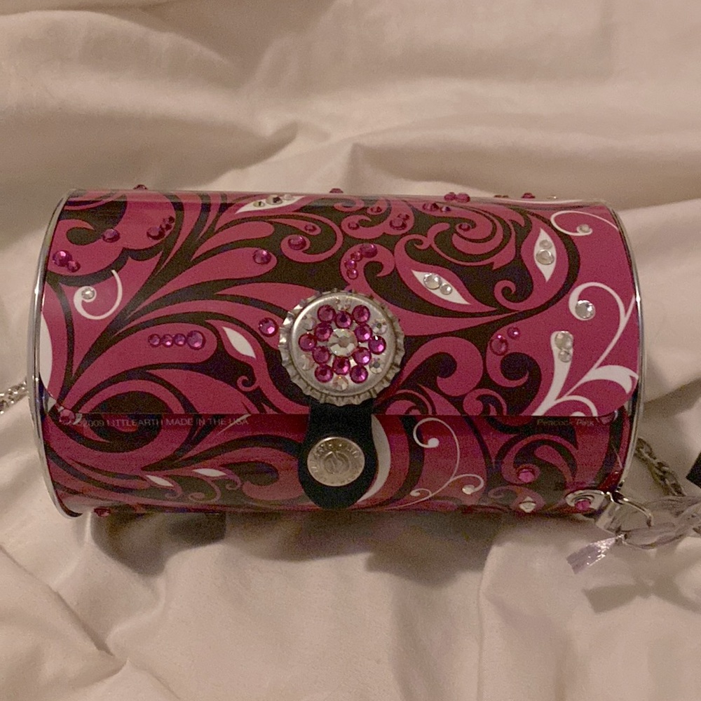 MARKED DOWN 🥳 Little Earth 2009 Metal Purse Crystals Vintage BottleCap $130